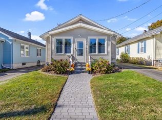 55 Woodcrest Ave, Stratford, CT 06614