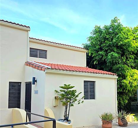 2nd image of 100 Candelero Dr