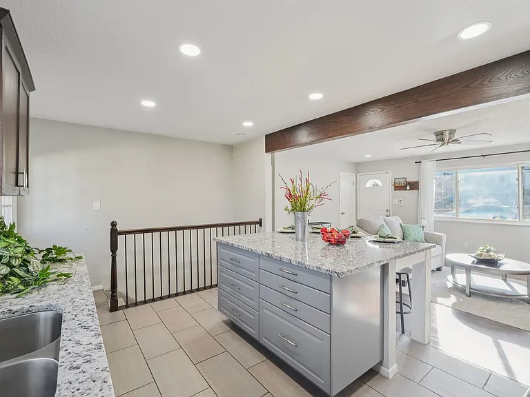 1235 Tonka Ave — Photo 16