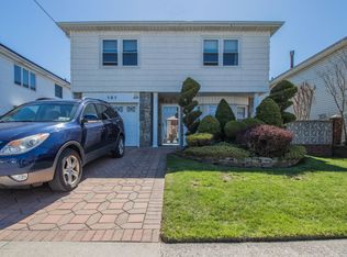 151 Bridgetown St, Staten Island, NY 10314