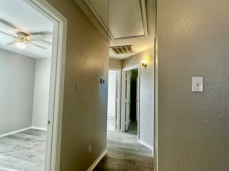 768 Avondale Ave #201 — Photo 9