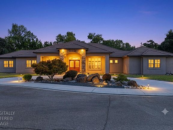2nd image of 10725 Goldsborough Cir