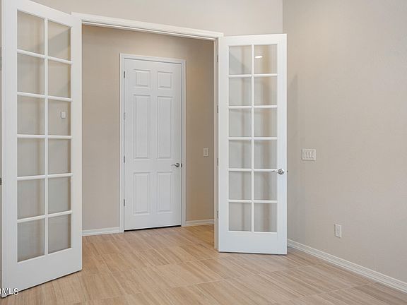 2nd image of 26940 W KERRY Lane