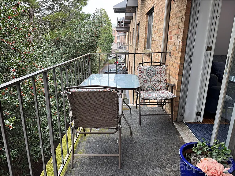 1323 Queens Rd #303 — Photo 21
