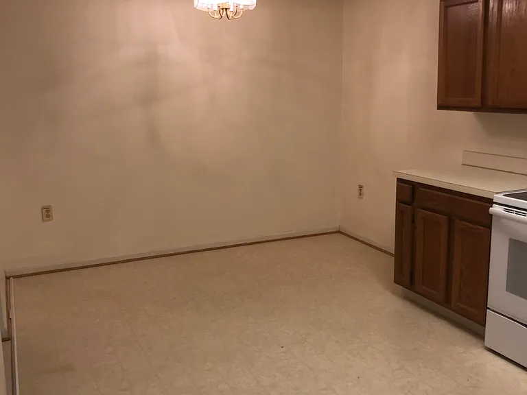 10714 Kings Riding Way #T4 — Photo 3