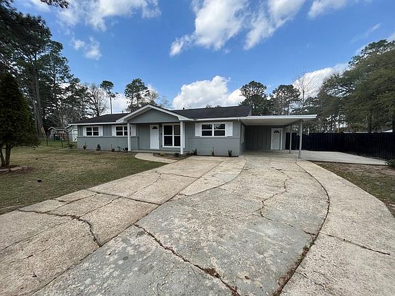 2nd image of 2413 Hilltop Dr