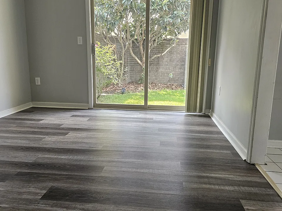 1019 Summerlin Falls Ct