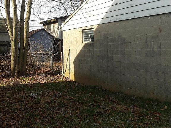 2 car garage 2