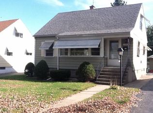 17925 Escanaba Ave, Lansing, IL 60438