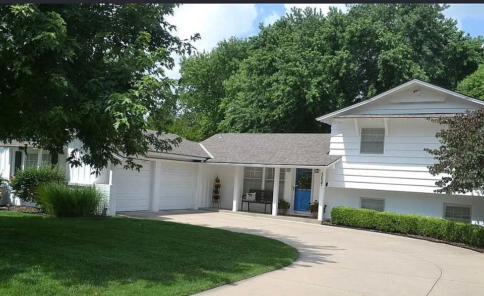 1st image of 1057 N Gretchen Ln