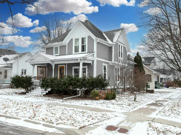 1019 N Durkee St, Appleton, WI 54911