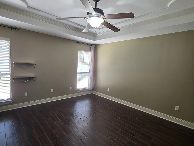 18410 Three Bars Dr — Photo 8