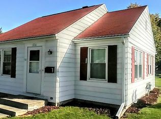 3076 S 54th St, Milwaukee, WI 53219