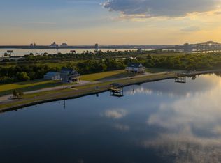 601 River Rd, Lake Charles, LA 70601