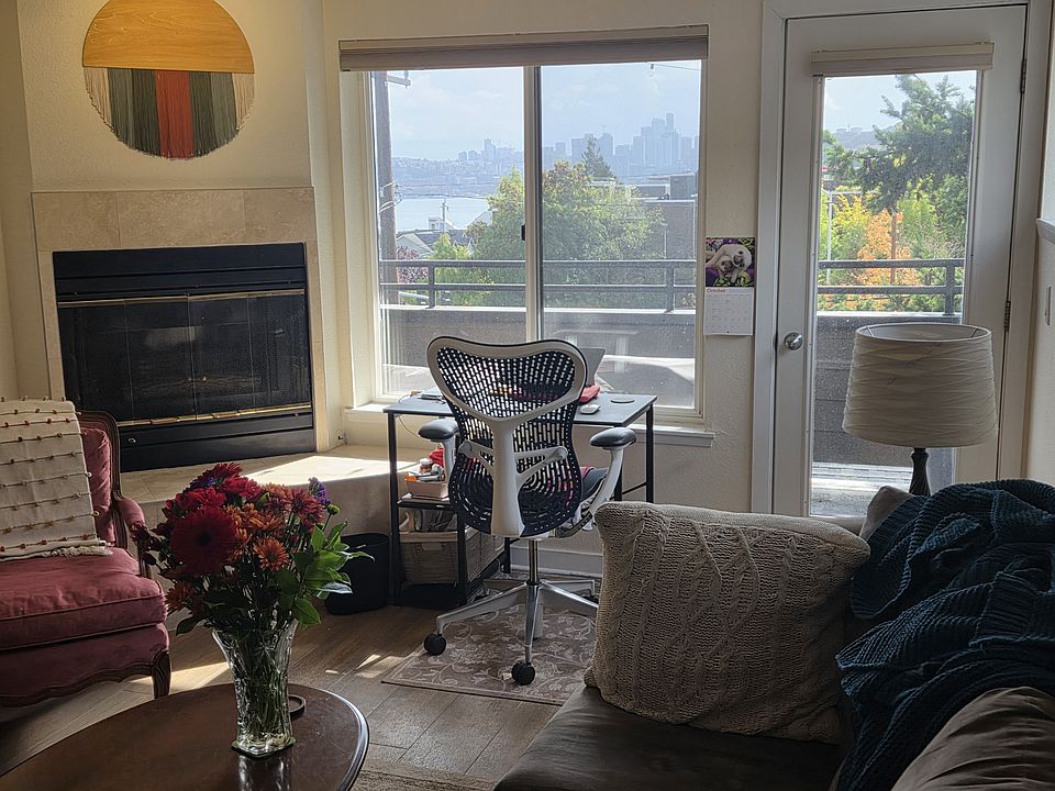 W34 Living Rooms with Views
