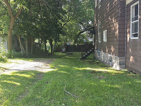 3rd image of 125 Dutil Street