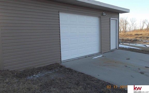 5th image of 4859 Lake Shore Dr