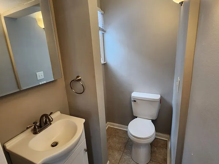 2809 Main St — Photo 7