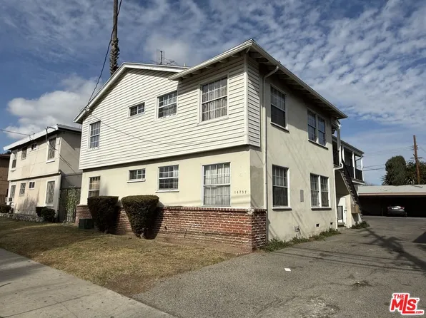14737 Vanowen St, Van Nuys, CA 91405