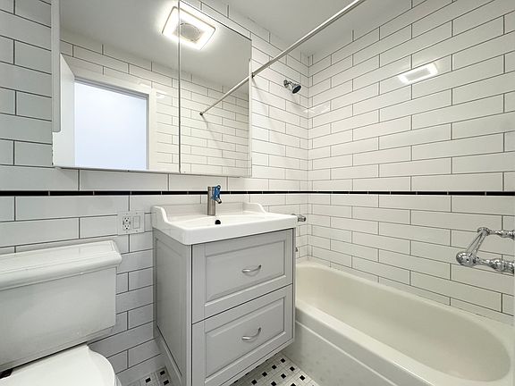 5th image of 524 49th Ave #3