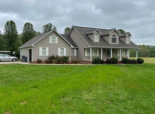 2944 Crocus Creek Rd, Burkesville, KY 42717