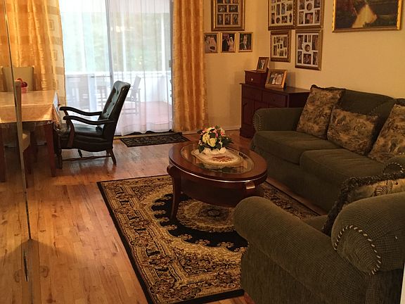4th image of 307 Tanglewood Dr