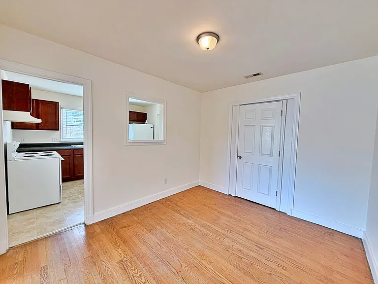 4838 Stanley Dr — Photo 13