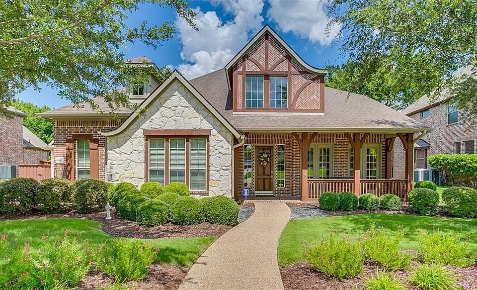 1st image of 904 Woodcliff Dr