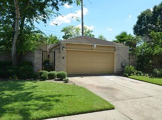 8139 Misty Ridge Ln, Houston, TX 77071