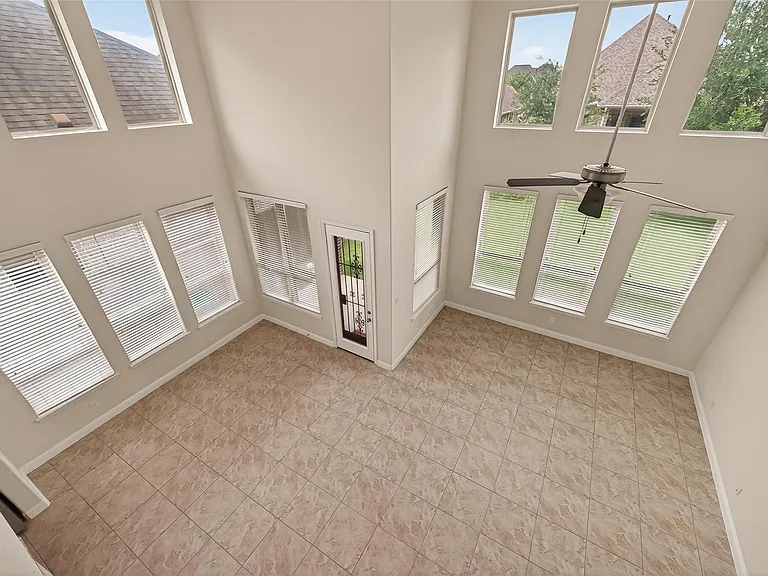10514 Inverclyde Dr — Photo 42