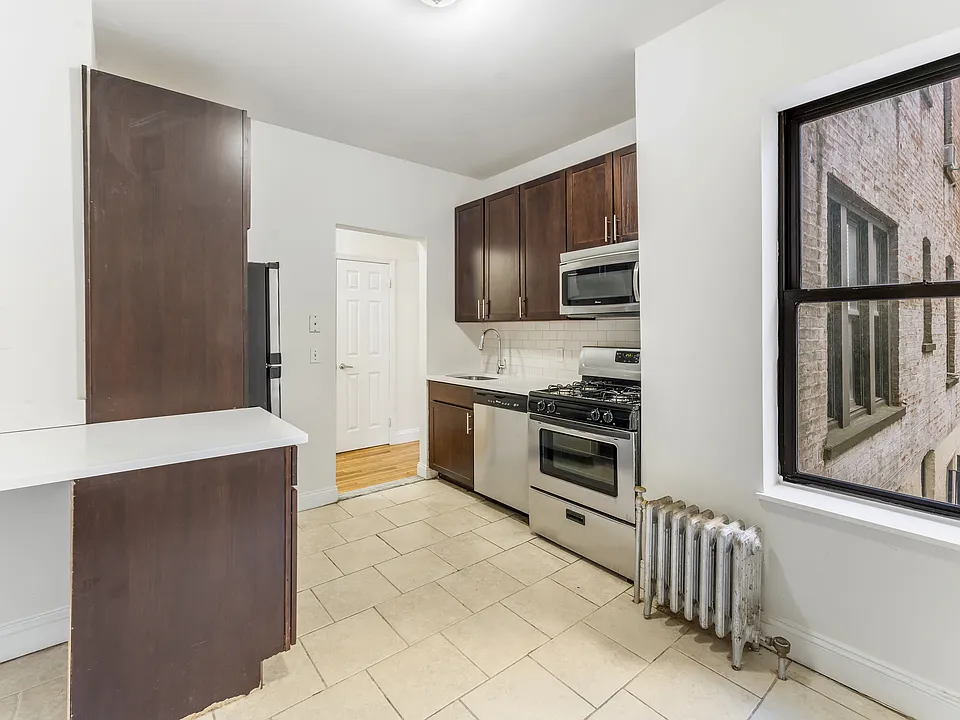333 Fairmount Ave #2B