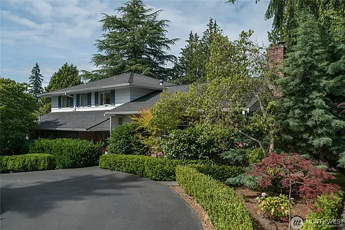 810 19th Ln W Photo 1