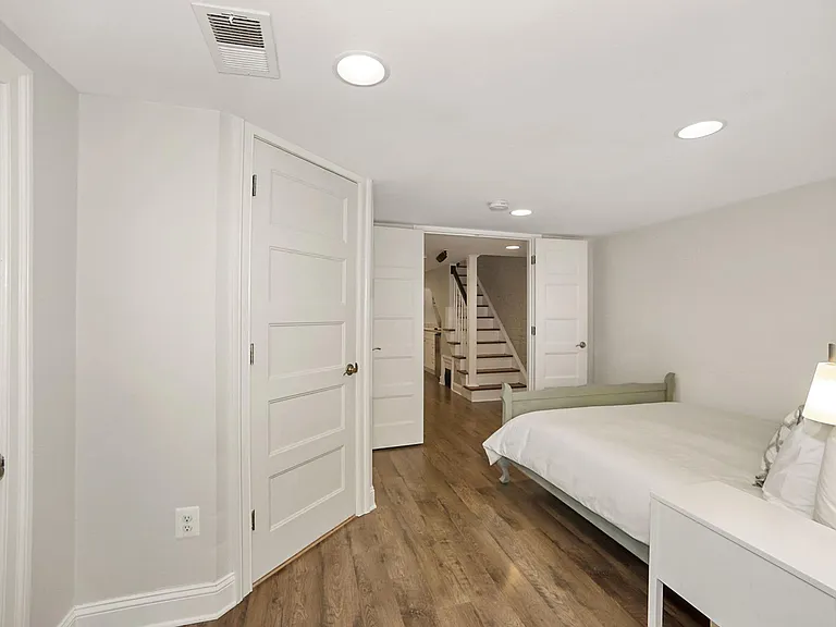1116 K St NE #2 — Photo 26