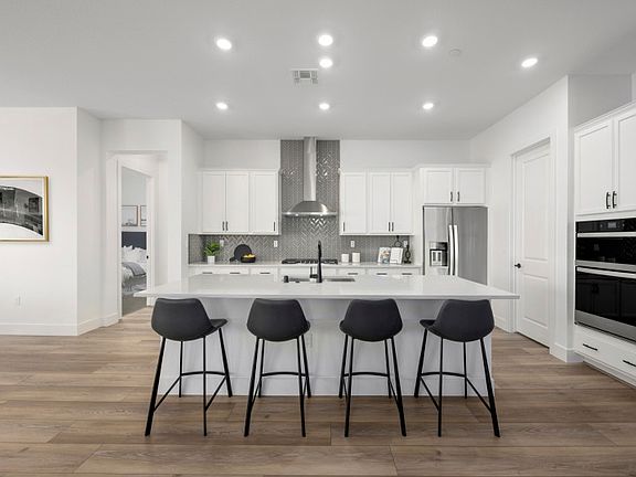 Luxurious kitchen with large center island