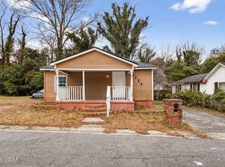 1154 Davis Cir, Macon, GA 31211