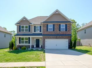 1040 Black Oak Cir, Clarksville, TN 37042
