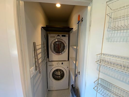 3rd image of 207 Prospect Ave #2