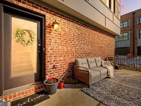 609 King Arnold St, Hapeville, GA 30354