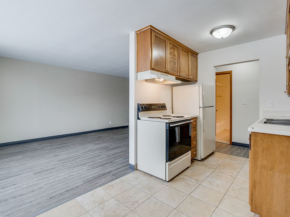 1st image of 2028 Grand Ave #1B-1Ba-650Sqft