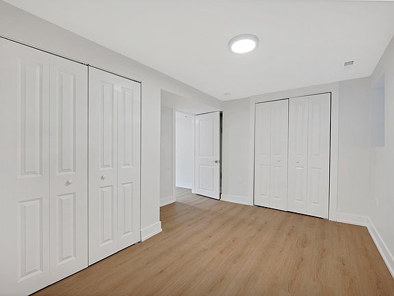 2nd image of 5401 N Winthrop Ave #G1060