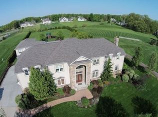 10640 Bayshire Trl, Kirtland, OH 44094