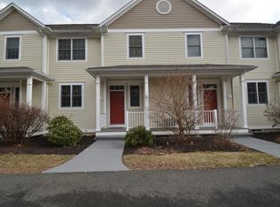 208 Pine St #43, Amherst, MA 01002