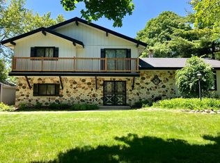 10355 W Goodrich Ave, Milwaukee, WI 53224