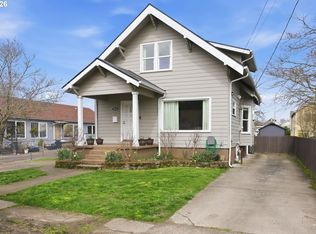 8243 NE Hassalo St, Portland, OR 97220