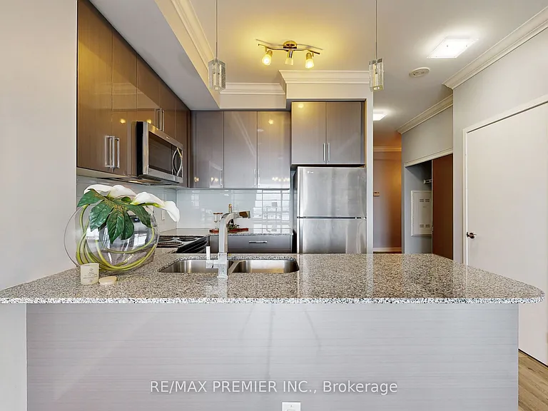 840 Queens Plate Dr #610 — Photo 19