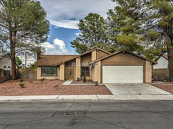 2nd image of 1105 Shadow Mountain Pl