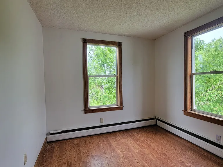 3 Pearl St #3 — Photo 8