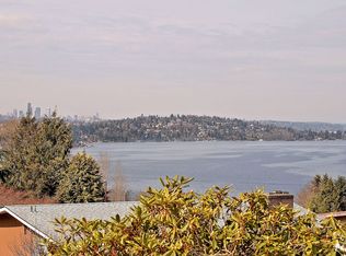 7123 S Sunnycrest Rd, Seattle, WA 98178