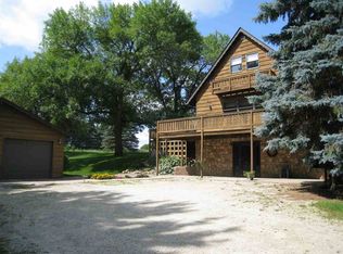 2799 Locust Rd, Decorah, IA 52101