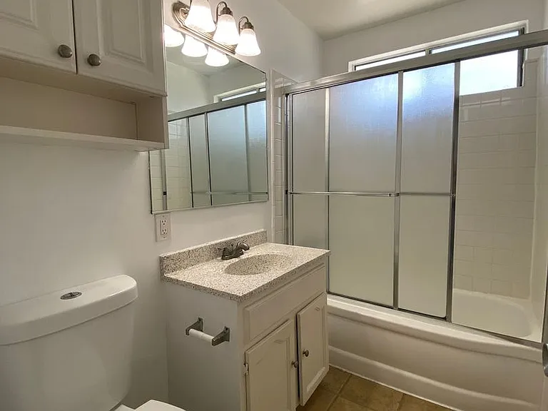 315 Obispo Ave — Photo 14